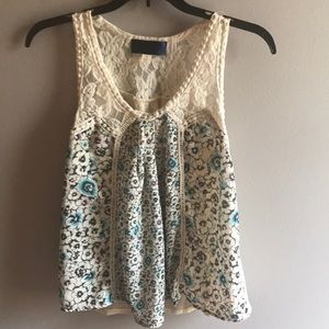 Floral tank. Size small.